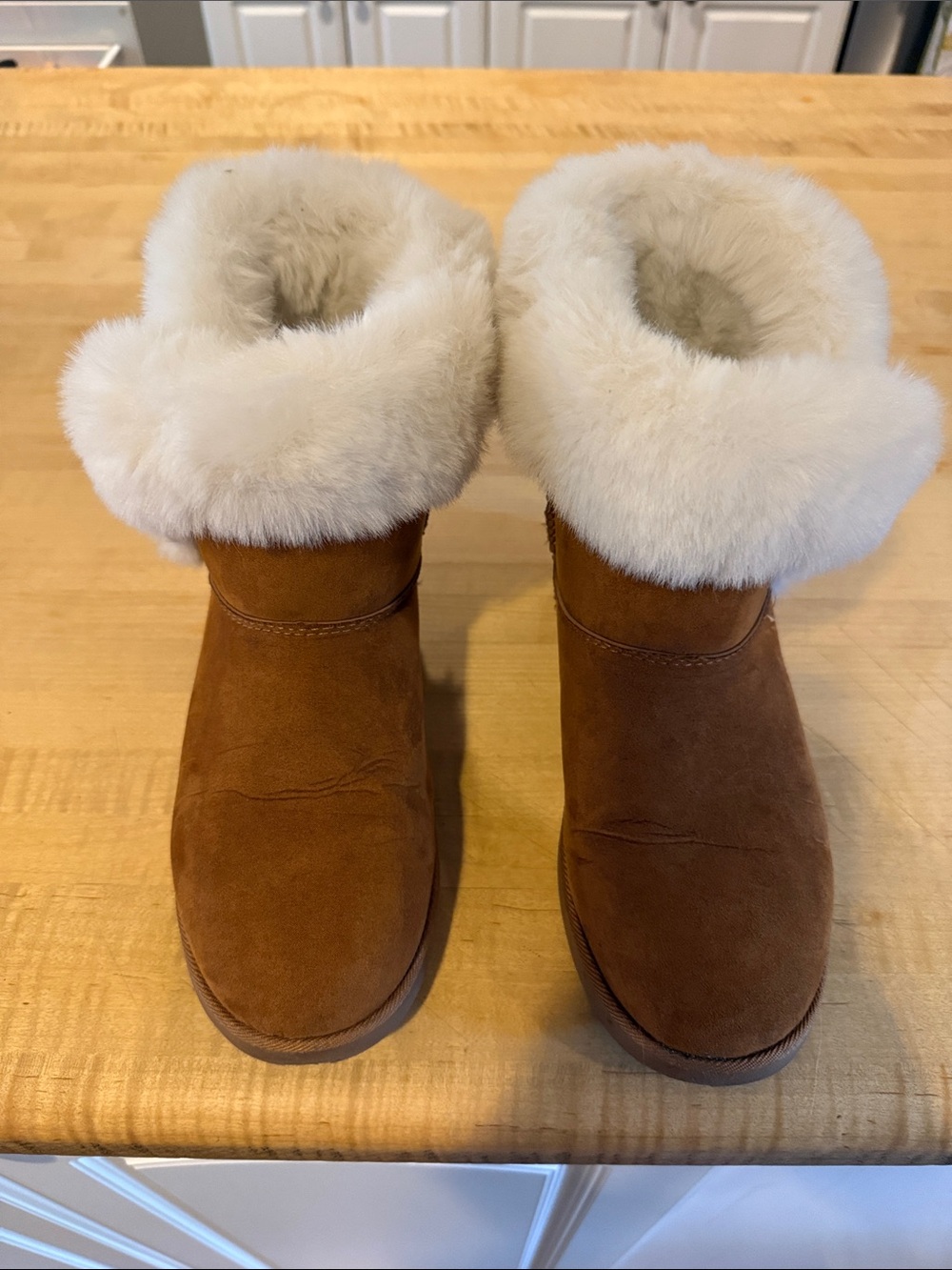 Juicy Couture Chestnut faux Suede Winter Boots w/ Cream Fur